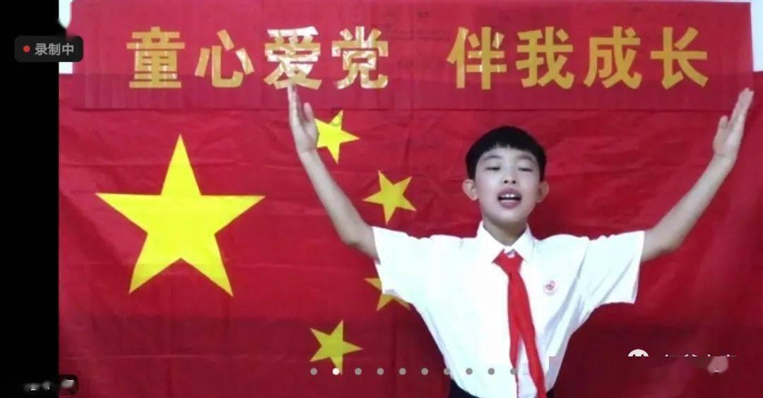 受尽挫折后，是选择随波逐流还是继续坚持自己喜欢的？游戏画面